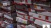 Cajas de pollo Tyson en un frigorífico de la COPMAR. (Captura de video/YouTube/Canal Caribe)