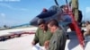 A la izq., el piloto de guerra cubano Luis Raúl González-Pardo Rodríguez. (Crotesía Luis Domínguez)