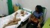 Berta Soler visita en el hospital a Xiomara de las Mercedes Cruz Miranda. (Facebook/FNCA)