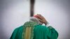 El cardenal Leopoldo Brenes en la misa de la Catedral de Managua el 12 de febrero de 2023. El papa Francisco ha expresado tristeza por el acoso del gobierno de Daniel Ortega a los religiosos y a los opositores en Nicaragua, muchos de ellos desterrados (AP Photo/Inti Ocon).