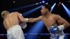 Rolando Romero (der.) conecta un golpe contra Arturs Ahmetovs, durante su pelea en la MGM Grand Garden Arena, el 22 de febrero del 2020.