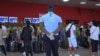 A la espera para salir de Cuba en el Aeropuerto José Martí