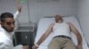 El biólogo cubano Ariel Ruiz Urquiola en el hospital "Abel Santamaría" de Pinar del Río. (Archivo. Lía Villares/Twitter)