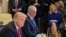 Trump y Netanyahu se reúnen con familiares de rehenes y con civiles y soldados israelíes heridos en los ataques del 7 de octubre