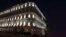 Foto nocturna del Gran Hotel Manzana Kempinski / Iván García