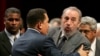 Fidel Castro y Hugo Chávez en una imagen tomada en 2005. (REUTERS/Claudia Daut/Archivo)