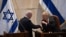 El presidente de Estados Unidos Donald Trump y el primer ministro israelí Benjamin Netanyahu en la Knéset, en Jerusalén.