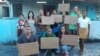 Activistas apoyan en Guanabo a una familia bajo amenaza de desalojo Foto Lázaro Yuri Valle)