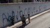 Cartel contra Díaz-Canel en La Habana.