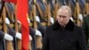 El presidente ruso Vladimir Putin en una ceremonia patria en Moscú el 23 de febrero del 2022. (Alexei Nikolsky, Kremlin Pool Photo via AP)