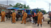 La precariedad es tal que los coches de caballos se han habilitado como ambulancias.