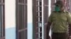 El r[egimen cubano mantiene el secretismo oficial sobre la situación del COVID-19 en las prisiones del país. (Captura de video/Canal Caribe)