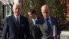 El presidente Joe Biden (izq.) junto a su asesor de Seguridad Nacional para el Hemisferio Occidental, Juan González. Tomado de @Cartajuanero